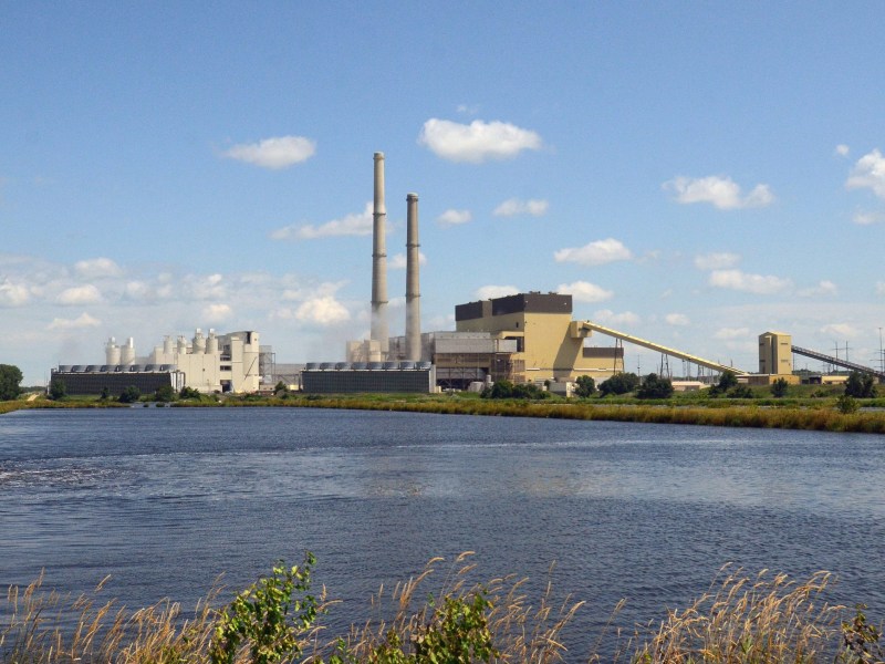 Alliant Energy's Columbia Energy Center, Wisconsin's largest coal plant, is shown near Portage, Wis.